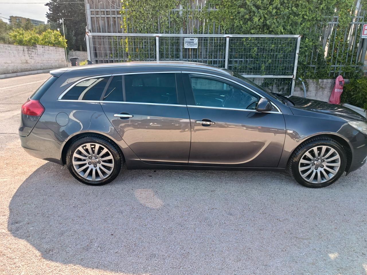 Opel Insignia 2.0 CDTI Sports Tourer Cosmo nuovissima