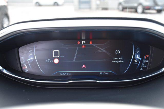 PEUGEOT 5008 BlueHDi 130 S&S EAT8 Crossway