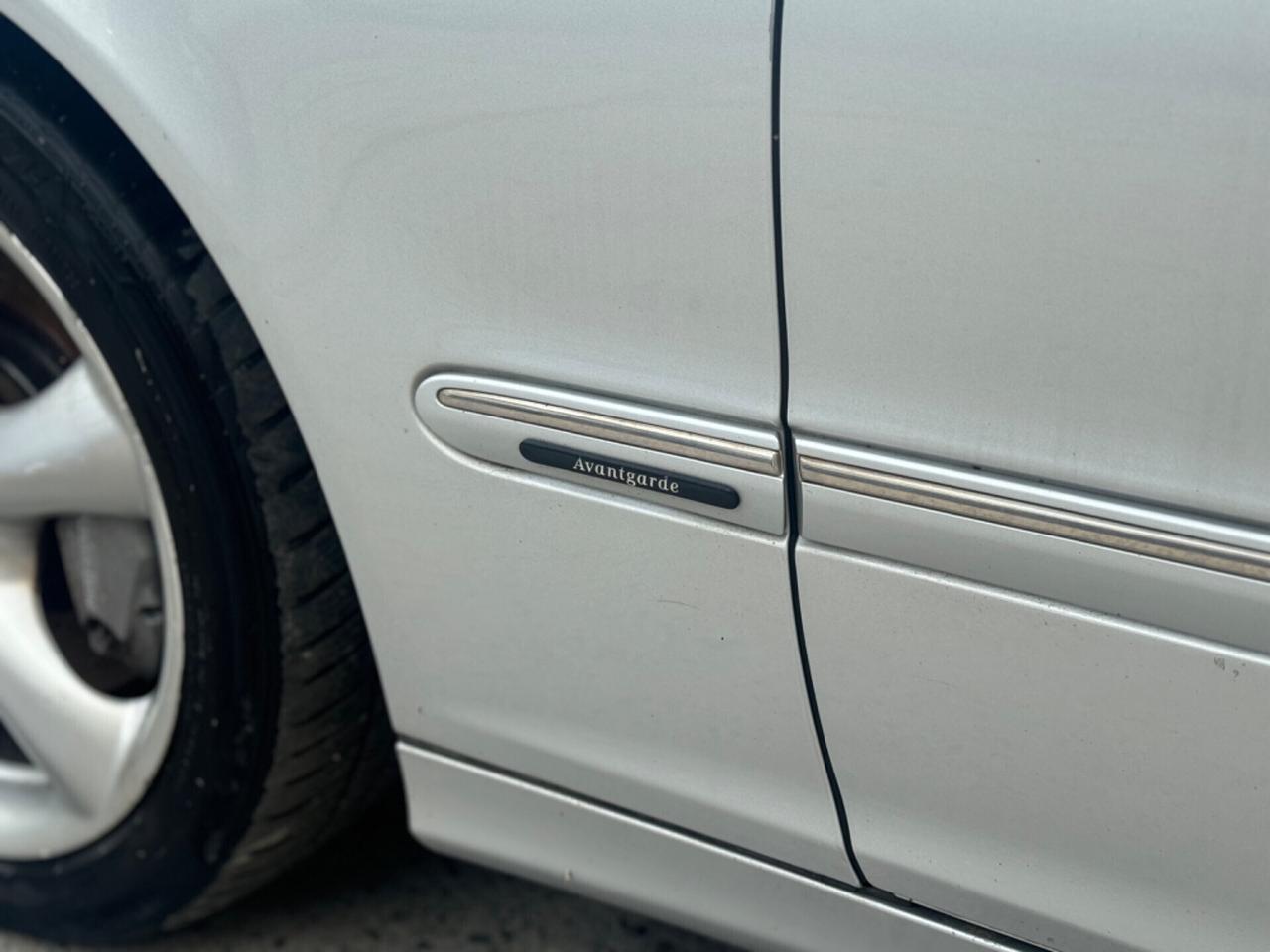 Mercedes-benz C 220 CDI 150CV S.W. Avantgarde Sport 2005