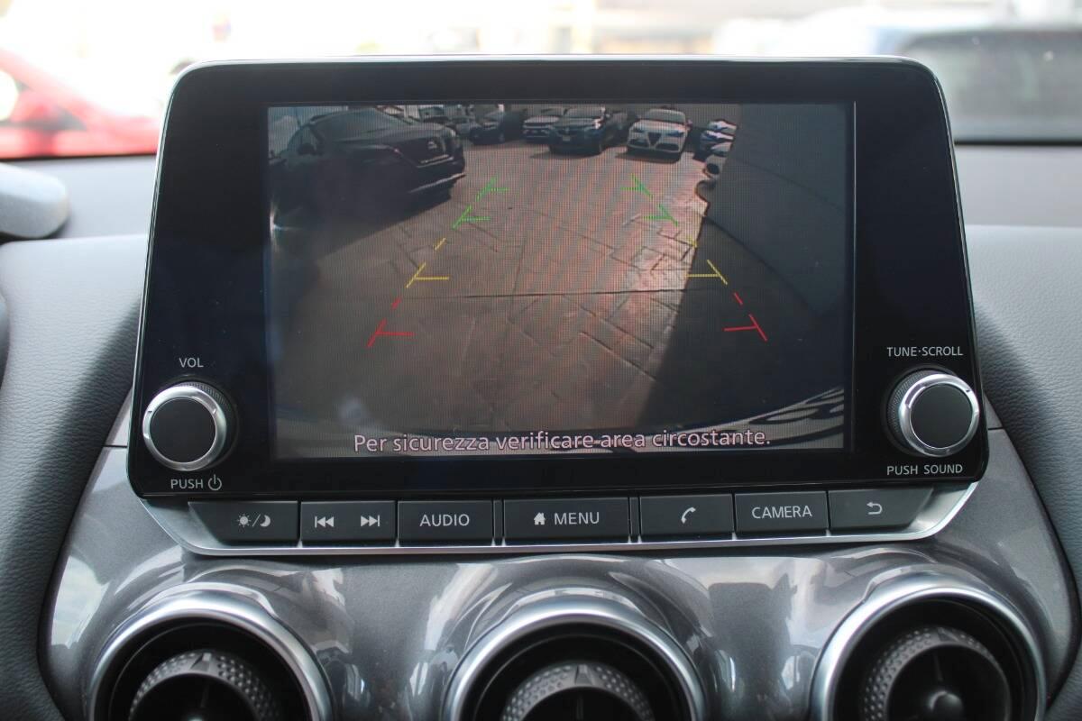 Nissan Juke 1.0 dig-t N-Connecta 114cv con Telecam e CarPlay