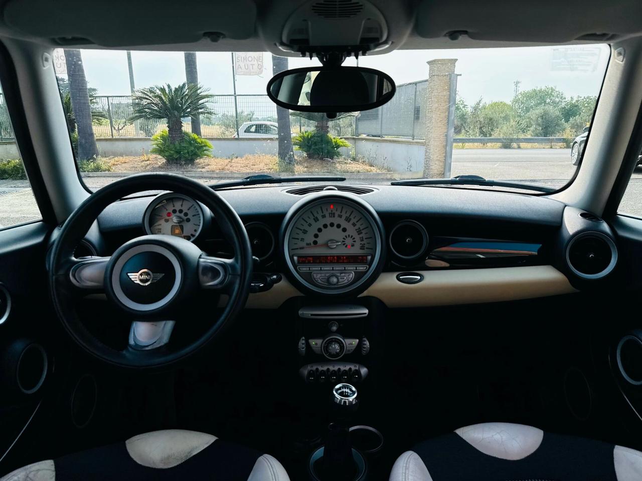 Mini Cooper D 1.6 16V Baker Street