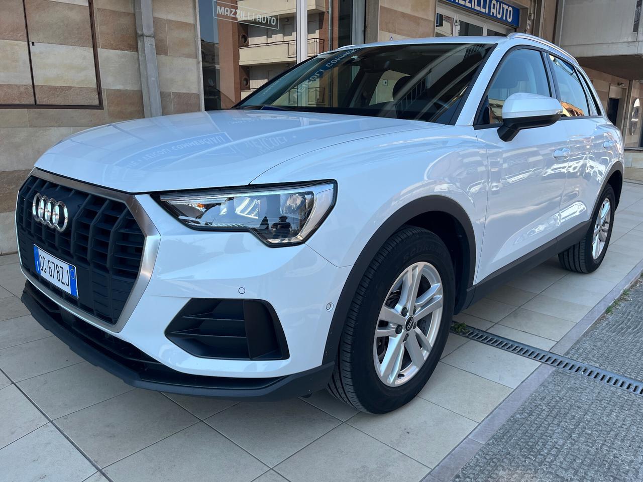 Audi Q3 40 TDI quattro S tronic Business