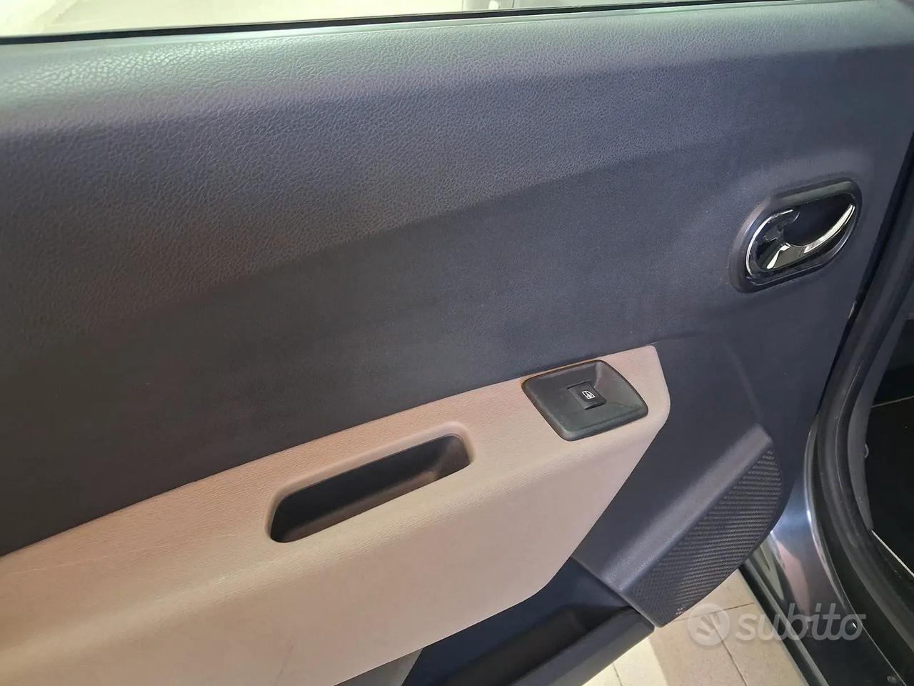 Dacia lodgy 5 posti