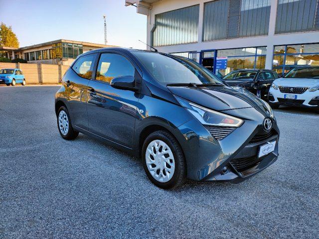 TOYOTA Aygo Connect 1.0 VVT-i 72 CV 5 porte x-play