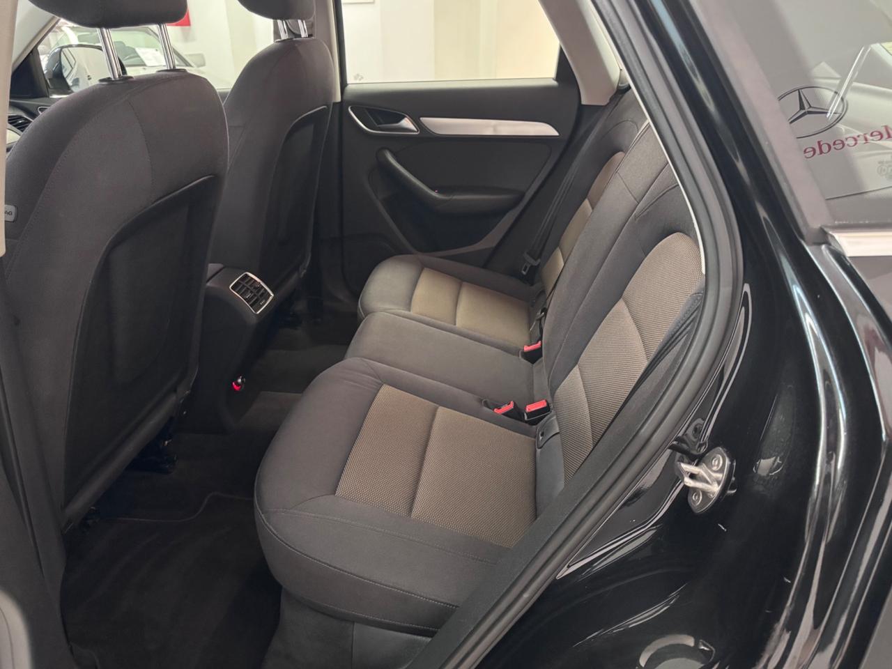 Audi Q3 2.0 TFSI 4x4-Navi-Tel-TagliandiFatture