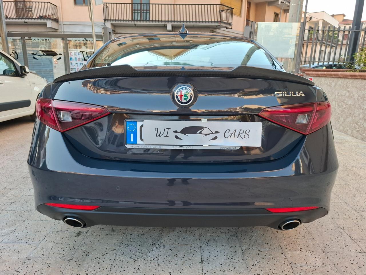 Alfa Romeo Giulia - 2.2 Super 180 CV CARPLAY/KEYLESS/DAB /LED