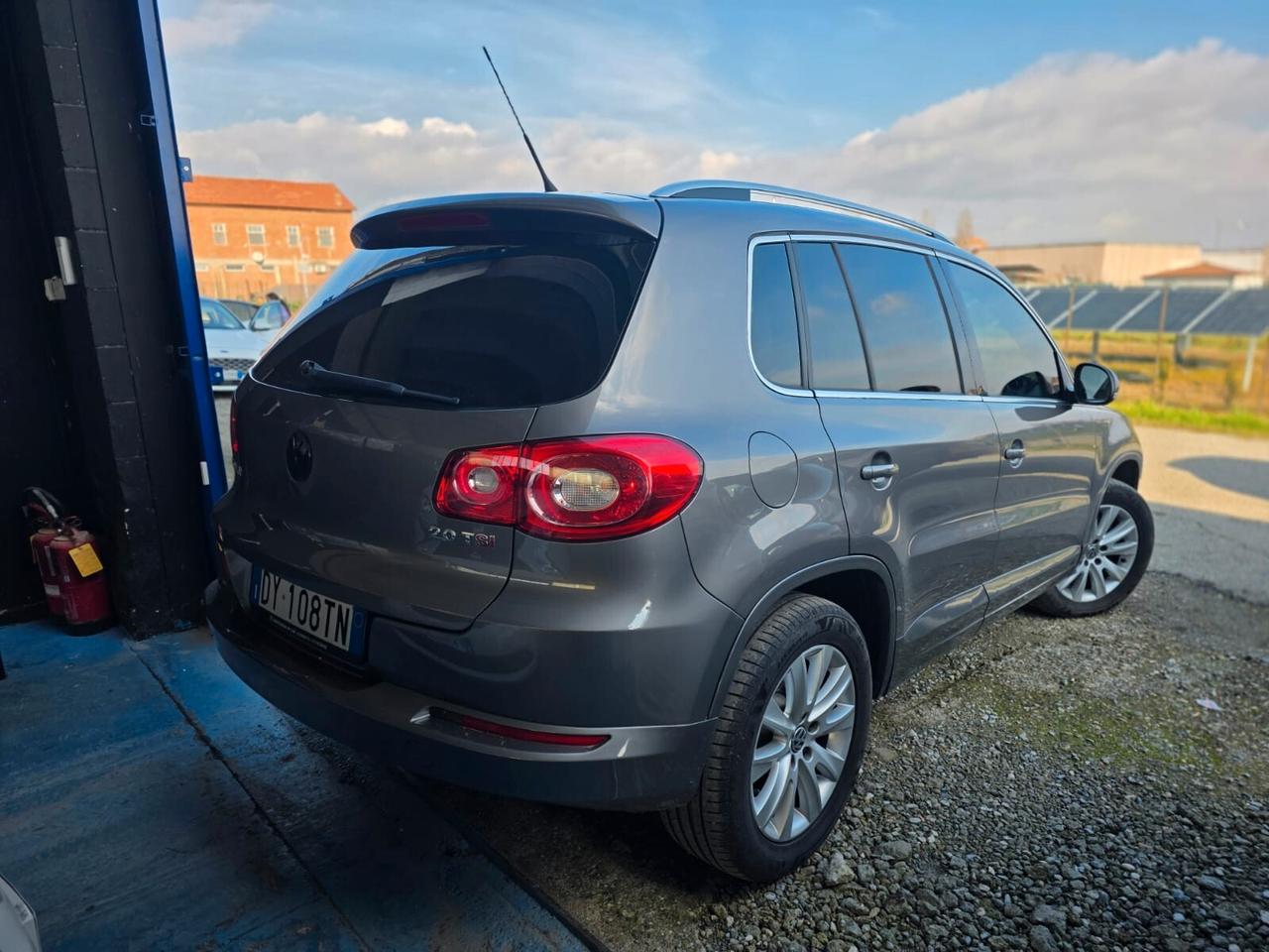 Volkswagen Tiguan 2.0 TSI Sport & Style (18°)