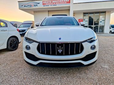 Maserati Levante V6 Diesel 275 CV AWD Granlusso