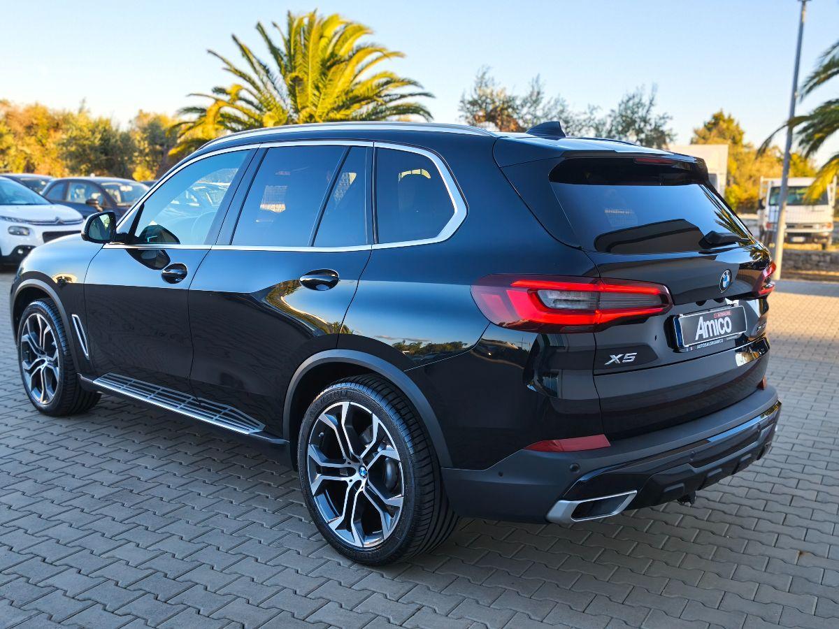 BMW X5 xDrive 25d Tetto/Luci/Pelle