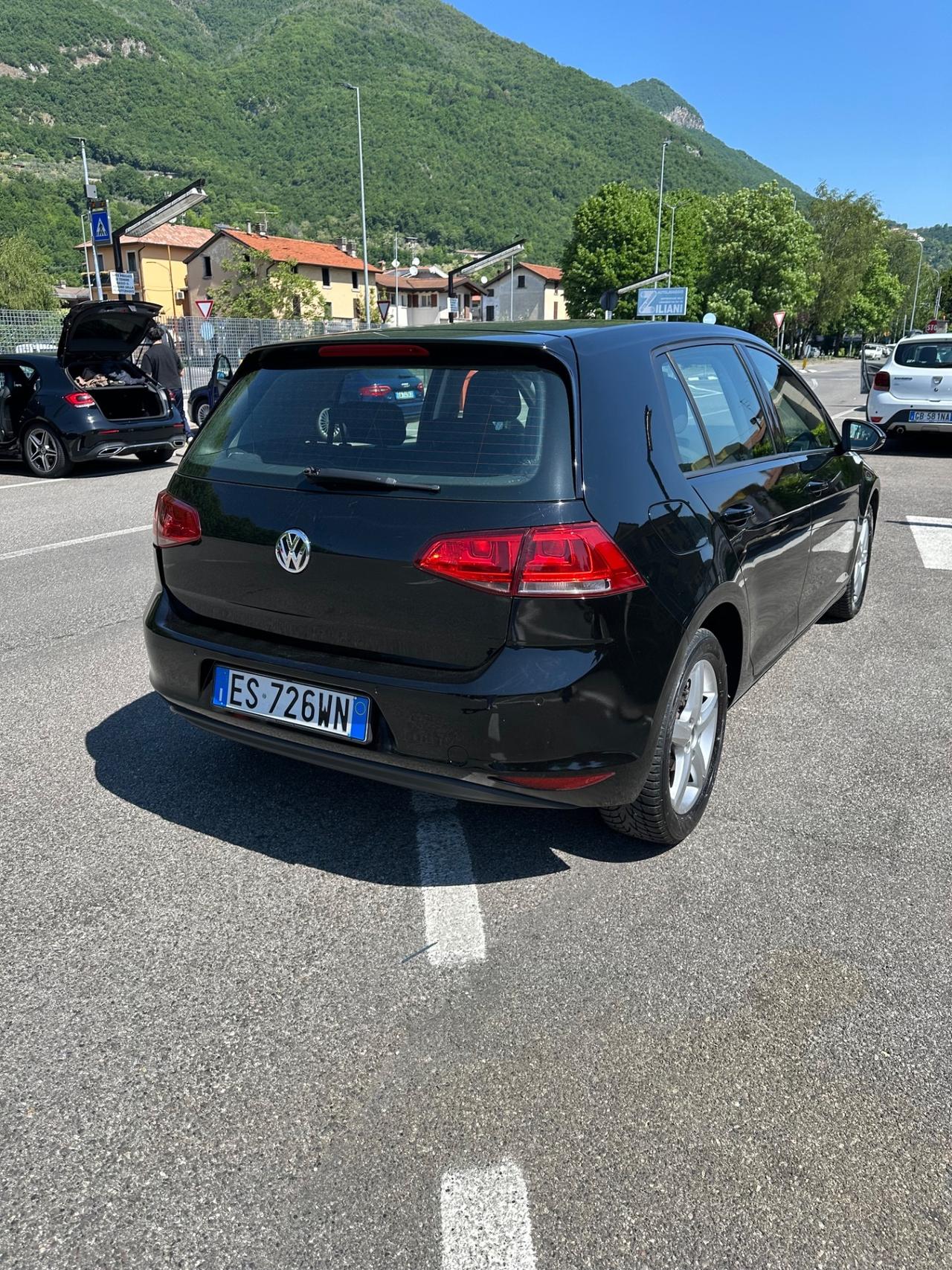 Volkswagen Golf 1.6 TDI 5p. Trendline BlueMotion Technology