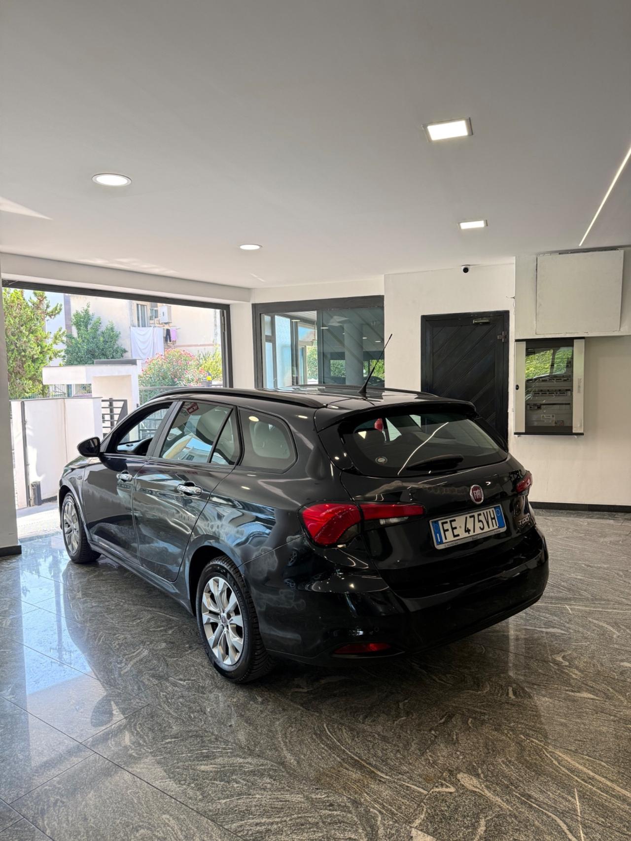 Fiat Tipo 1.6 Mjt S&S SW Lounge