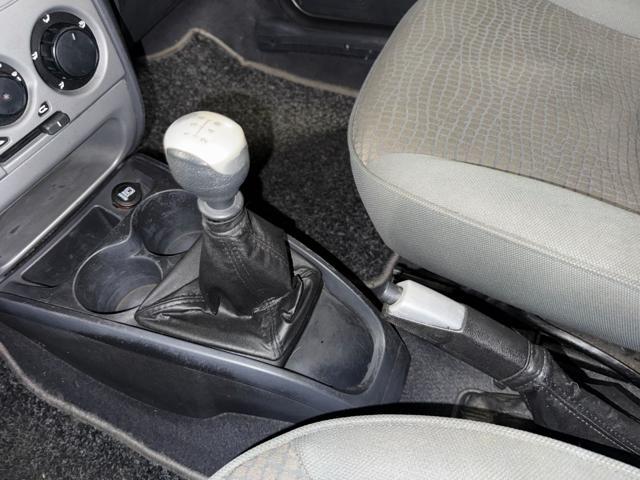 FIAT Strada 1.3 MJT 95CV Pick-up DC Adventure / PIU'IVA