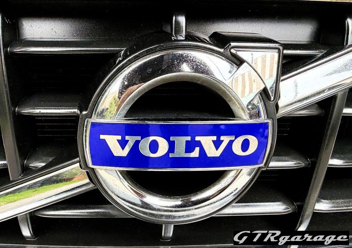 VOLVO - XC60 - D3 AWD Geartronic Momentum
