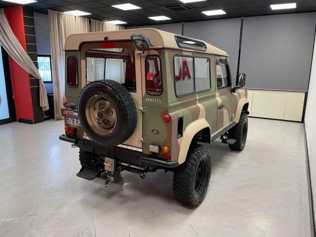 LAND ROVER Defender DEFENDER 90 2.0 FAM COUNTY SW