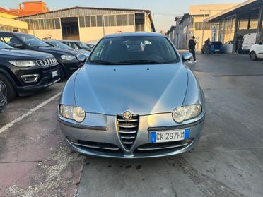 Alfa Romeo 147 1.9 JTD (115 CV) cat 5p. Distinctive