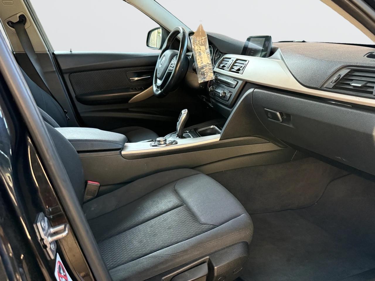 BMW 316d Touring Msport*AUTOMATICA*NAVI*FULL*