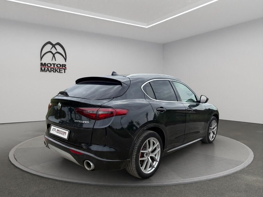 Alfa Romeo Stelvio 2.0 Turbo Ti Q4 AT8