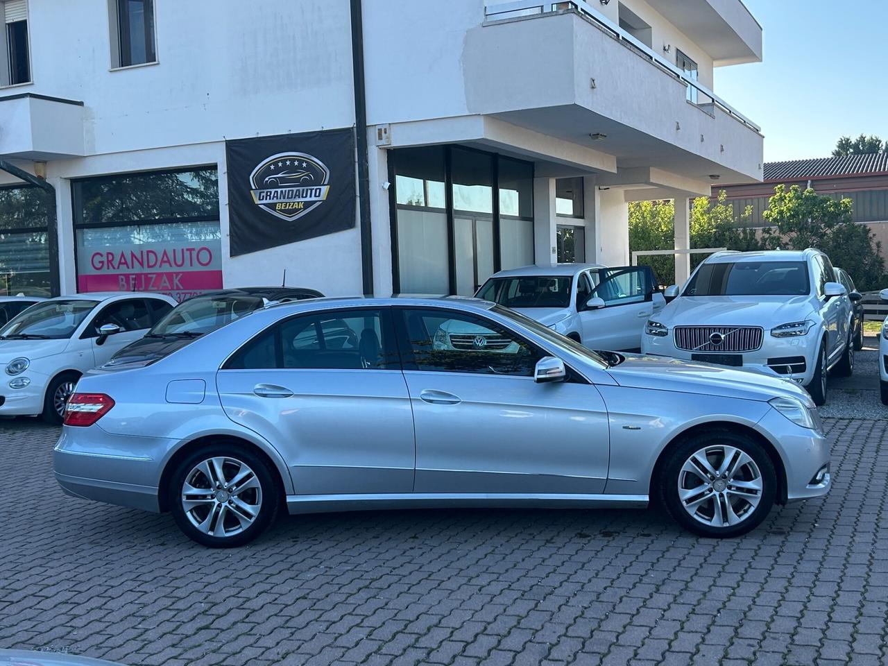 Mercedes-benz E 250 E 250 CDI BlueEFFICIENCY Avantgarde AMG