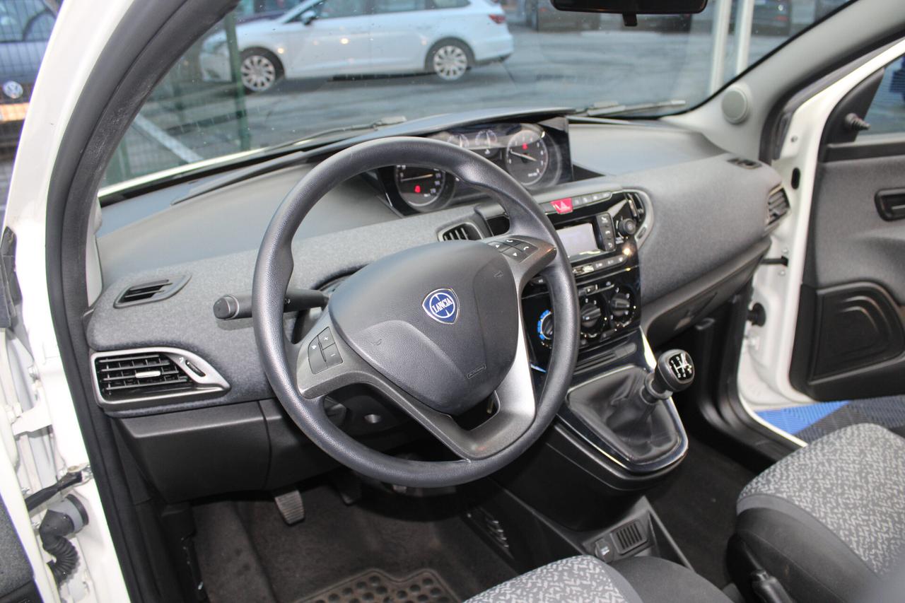 Lancia Ypsilon 1.2 69 CV 5 porte S&S Elefantino Blu