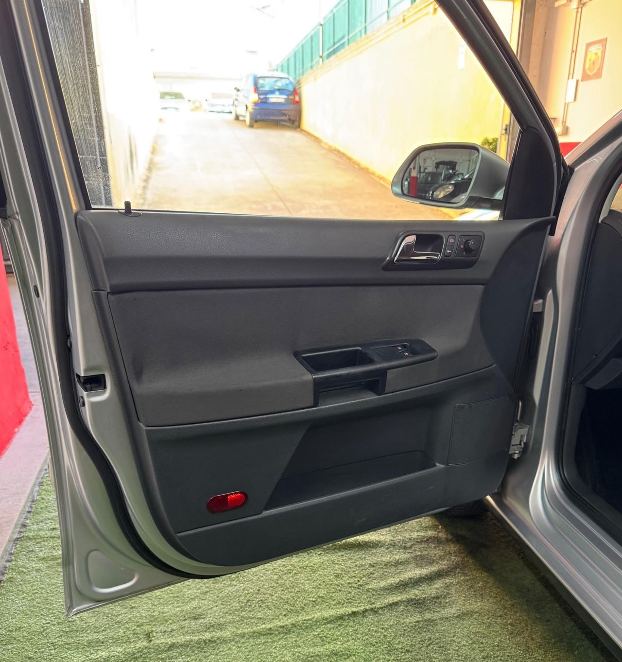 Volkswagen Polo 1.4/75CV 16V 5p. aut. Comfortline