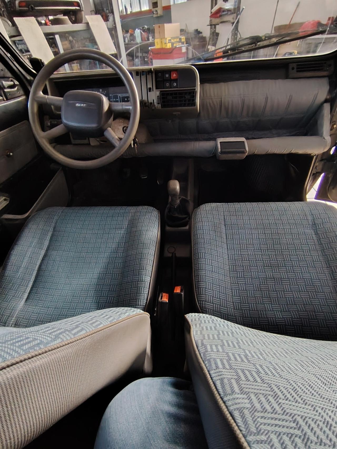 Fiat Panda 900 i.e. cat Young