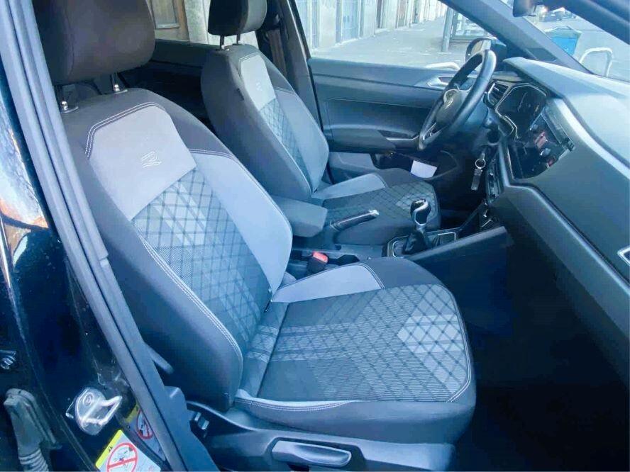 Volkswagen Taigo 1.0 TSI 110 CV R-Line TETTO APRIBILE PREZZO REALE