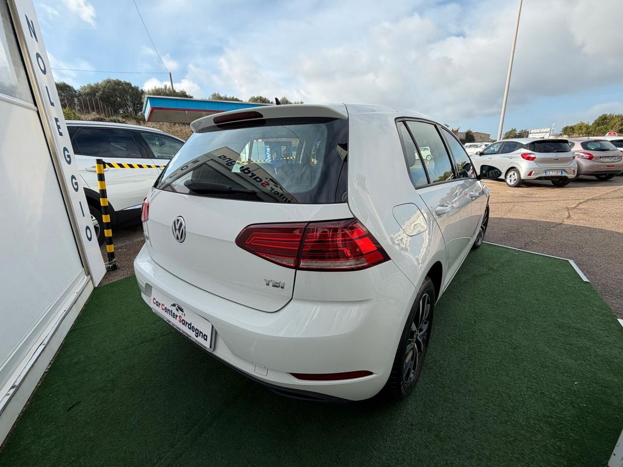 Volkswagen Golf 1.0 TSI 85 CV 5p. Trendline BlueMotion Technology