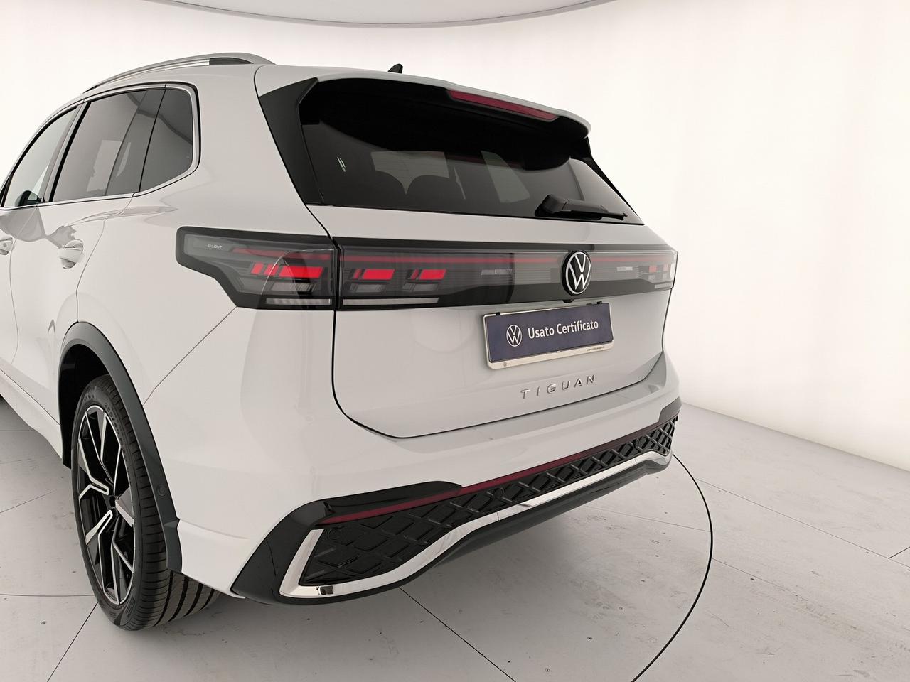 Volkswagen Tiguan 2.0 tdi r-line 150cv dsg