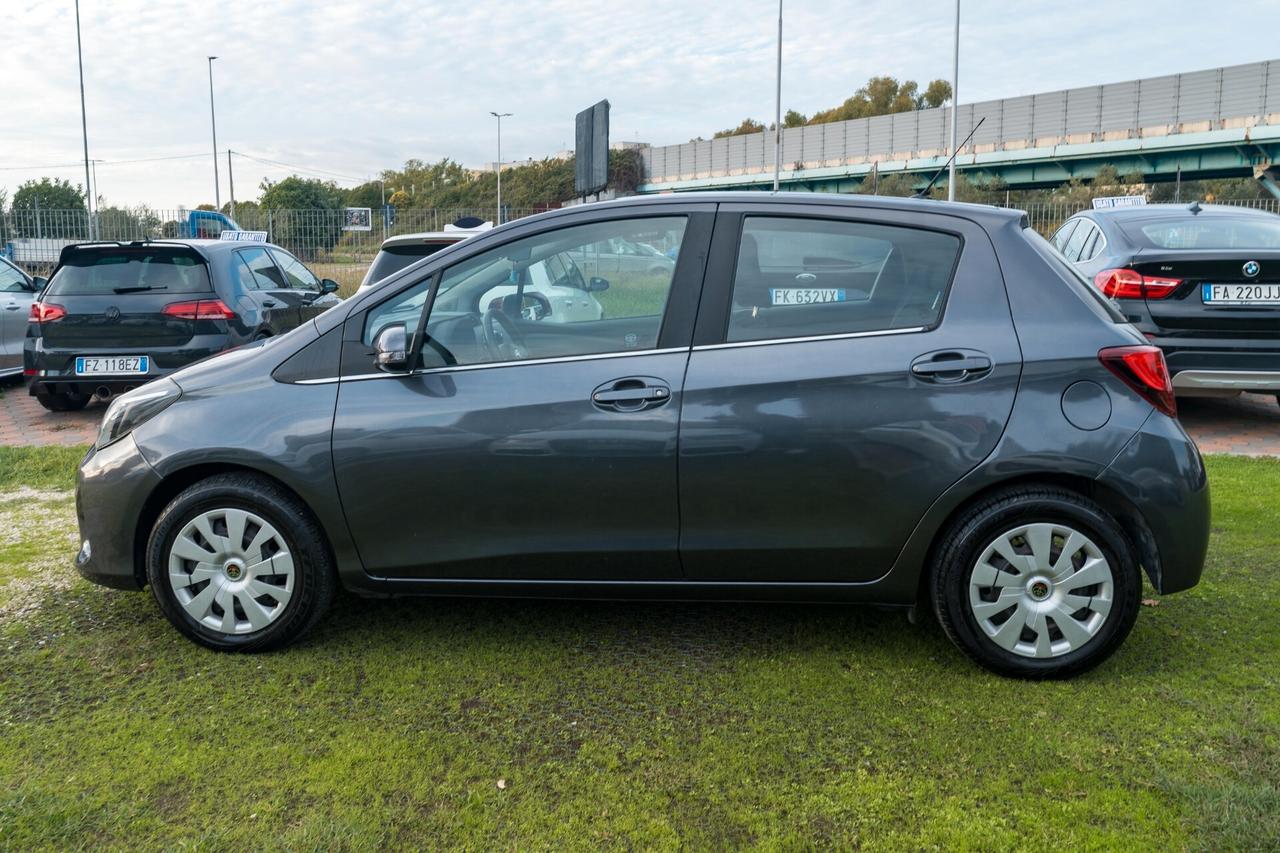 Toyota Yaris 1.0 5 porte Active