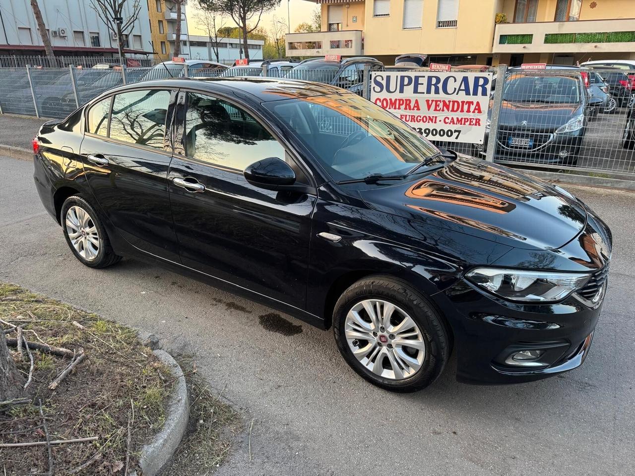 Fiat Tipo 1.3 Mjt 4 porte NEOPATEN GARANZIA 12 MESI