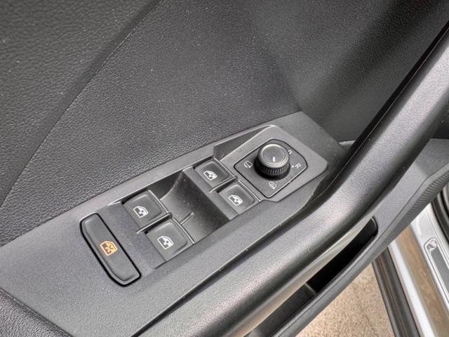 VOLKSWAGEN T-Cross 1.0 TSI 110CV DSG R-LINE+CARPLAY WIFI+F1+2PDC+ADAS