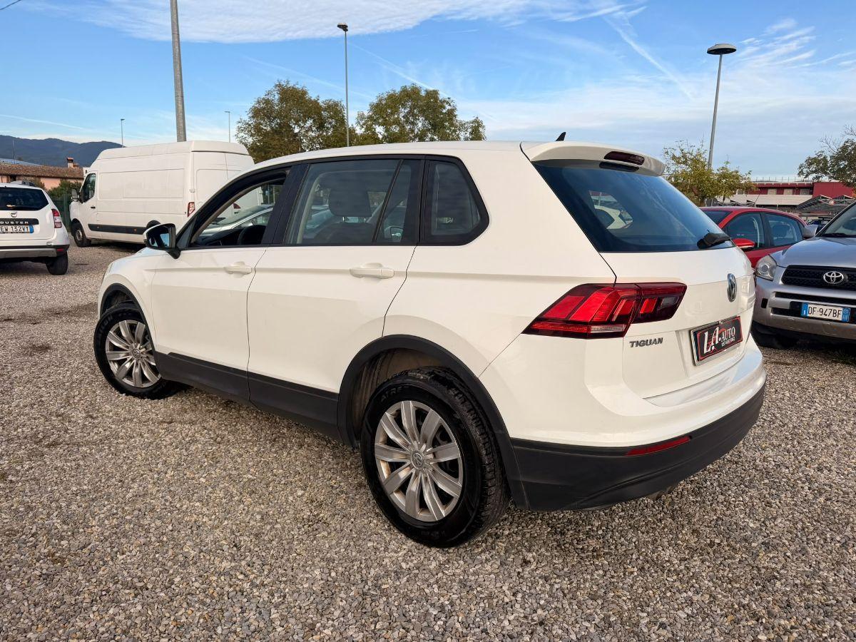 VOLKSWAGEN - Tiguan - 1.6 TDI Business BMT