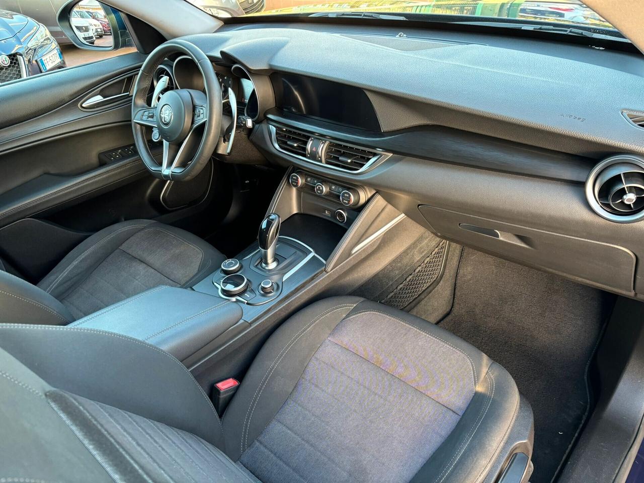 Alfa Romeo Stelvio 2.2 Turbodiesel 210 CV AT8 Q4 Business