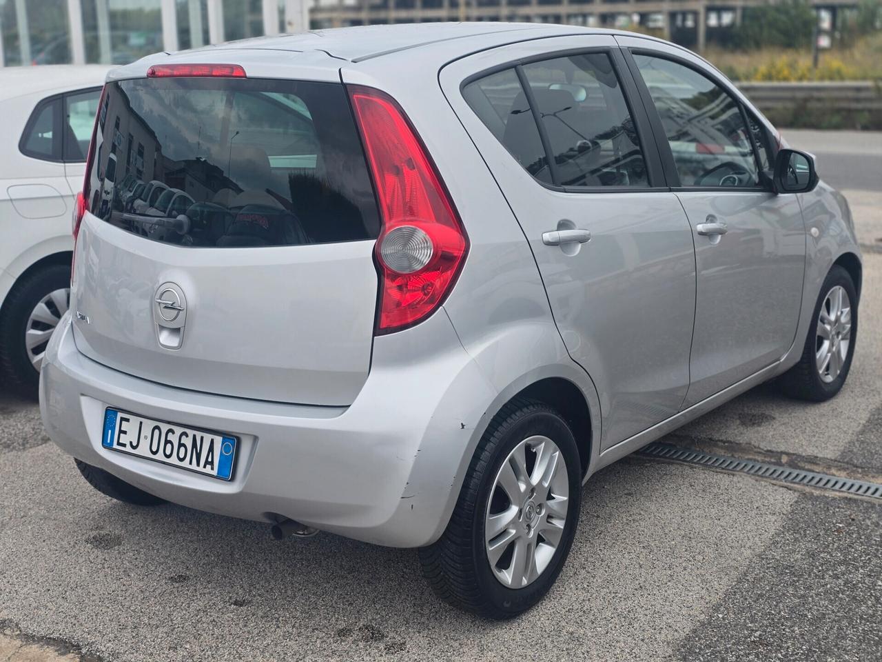 Opel Agila 1.2 16V 94CV Enjoy