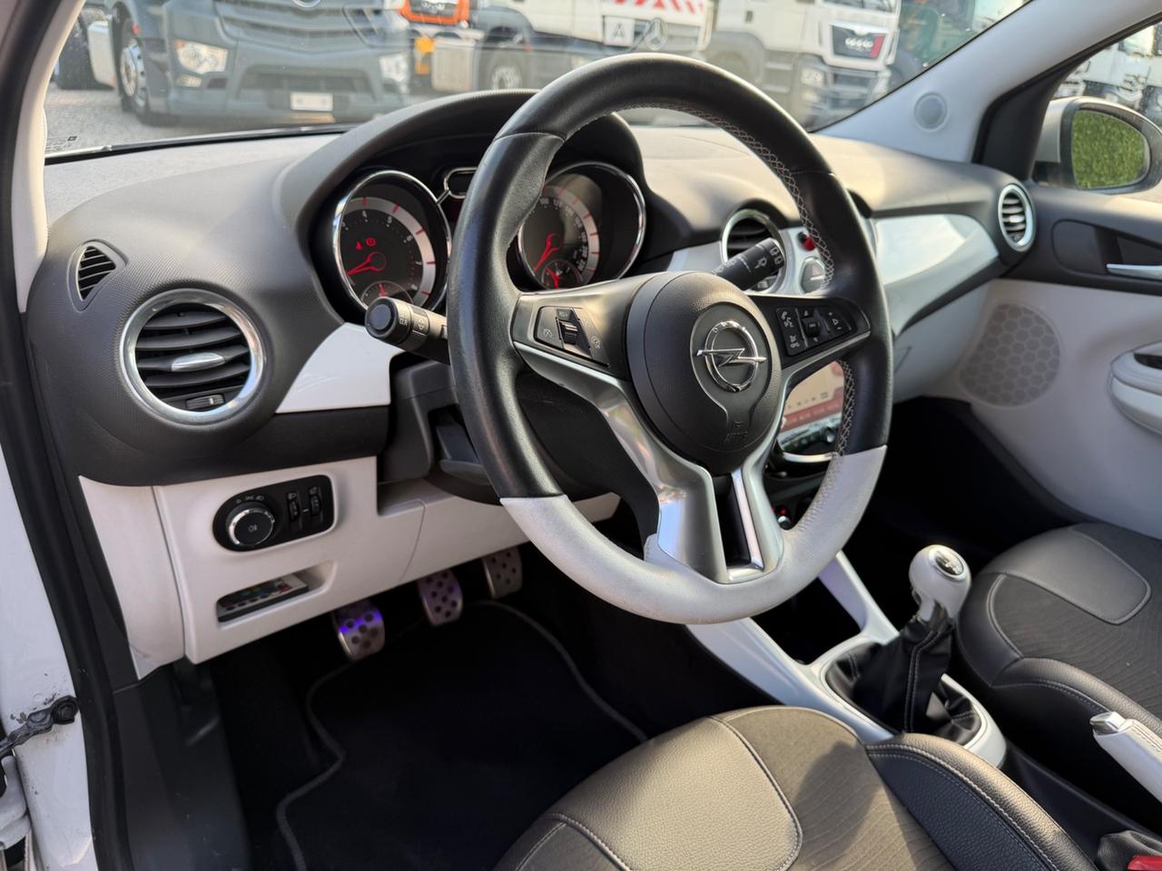 Opel Adam 1.4 87 CV Glam