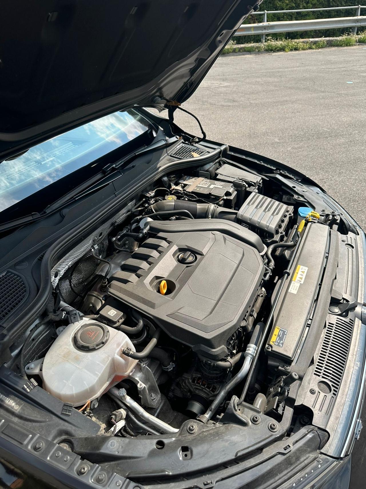 Volkswagen Golf 1.5 TSI EVO ACT R-Line
