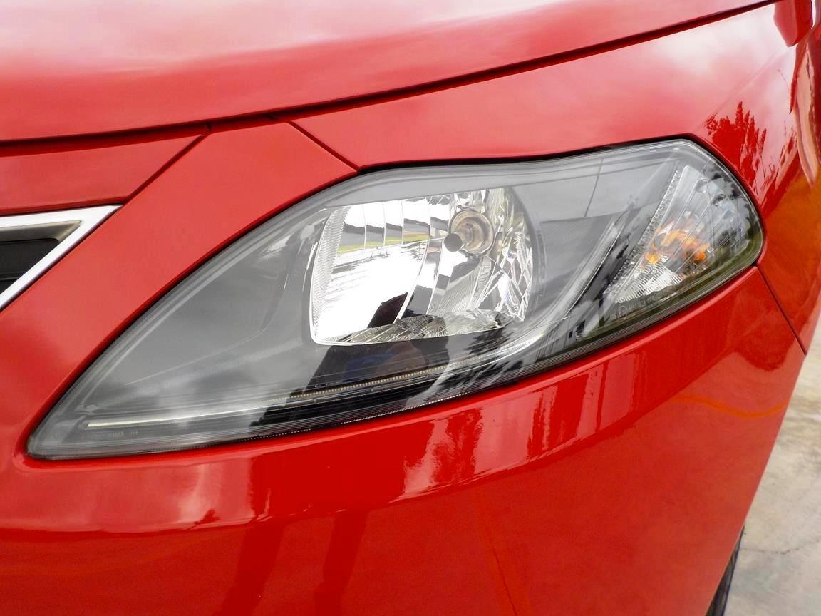 Lancia Ypsilon 1.0 FireFly 5 porte S&S Hybrid Ecochic Silver