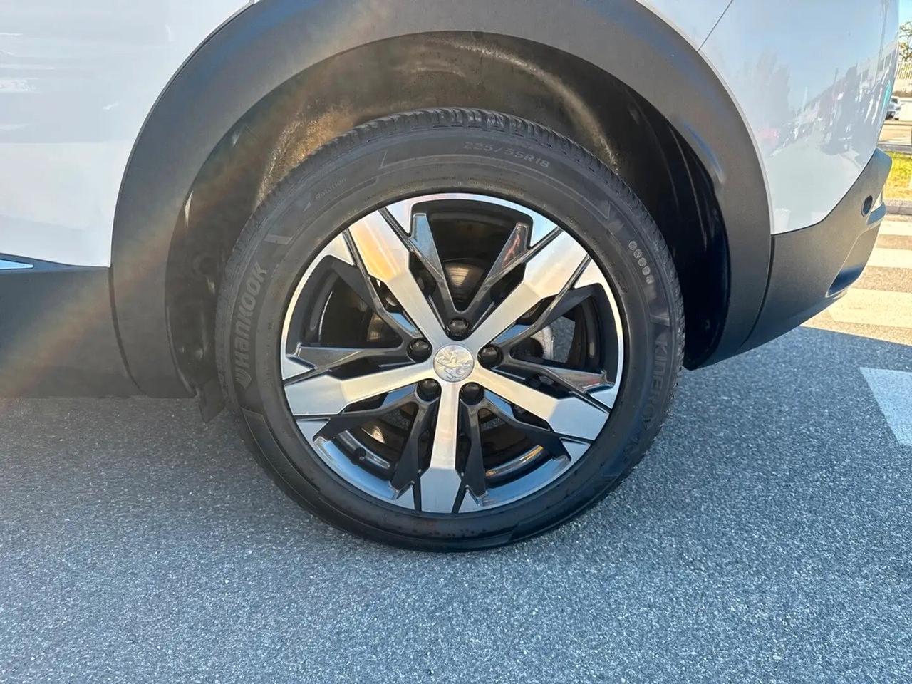 Peugeot 3008 BlueHDi 120 S&S Allure