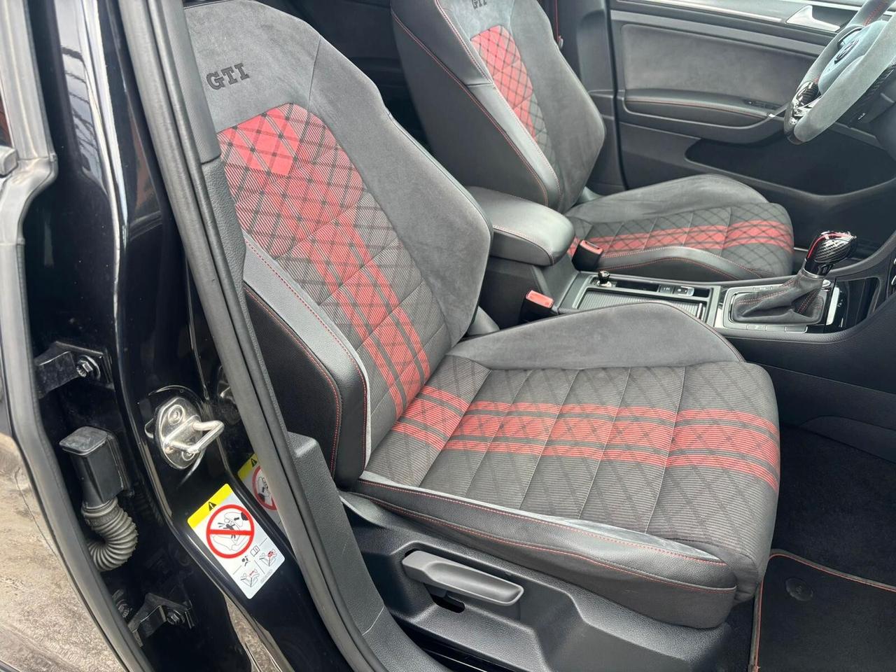 Volkswagen Golf GTI 2.0 TSI TCR DSG 5p. BlueMotion Technology