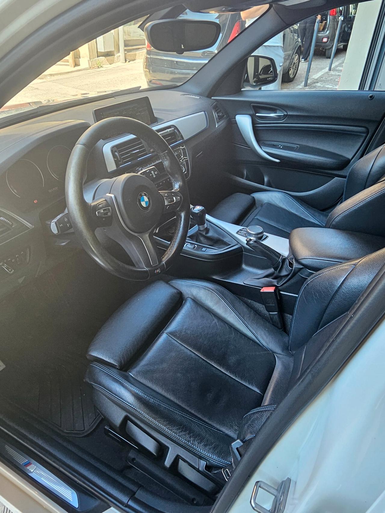Bmw 116 116d 5p. Msport