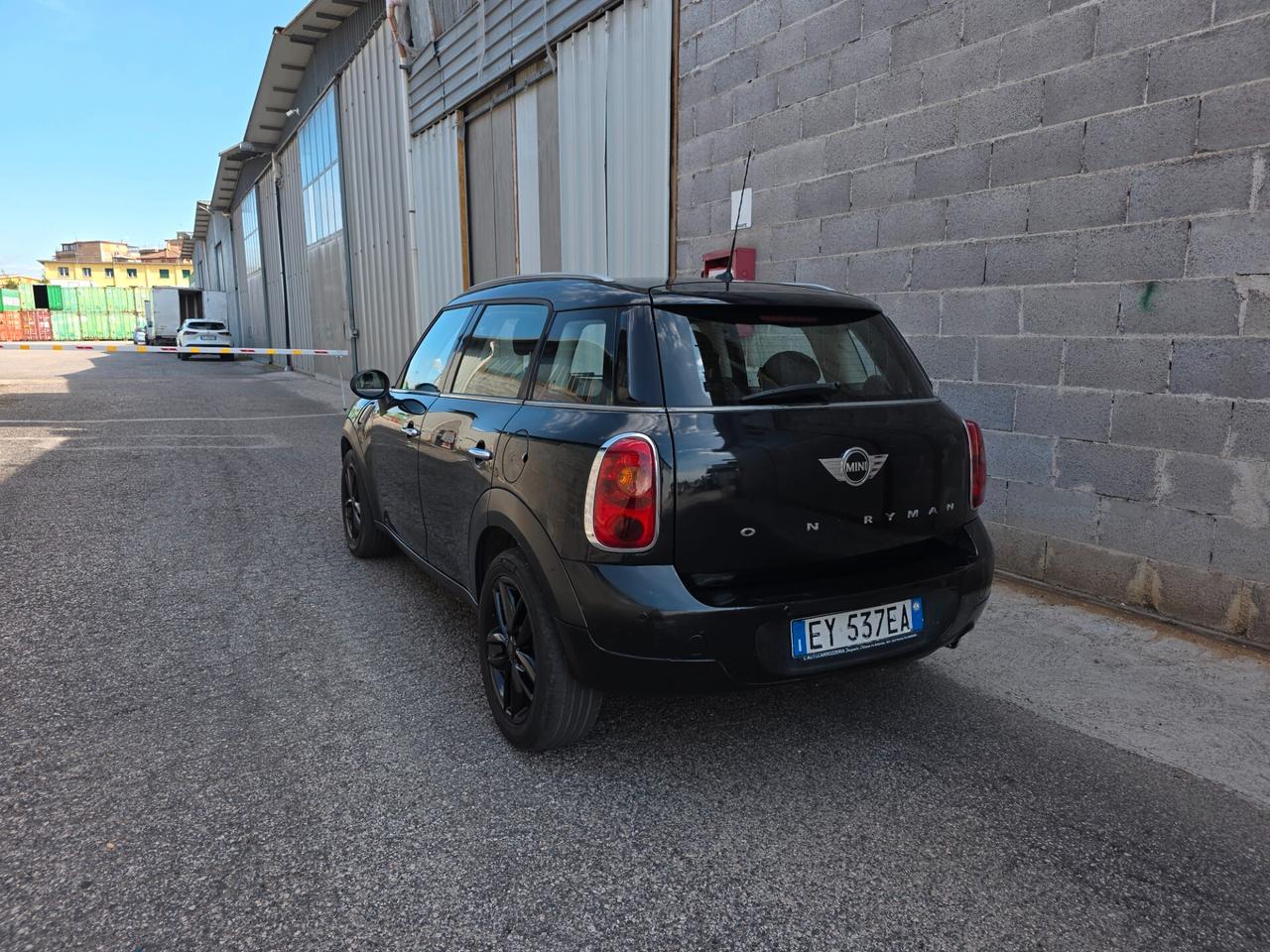 Mini One D Countryman 1.6 D TOTAL BLACK