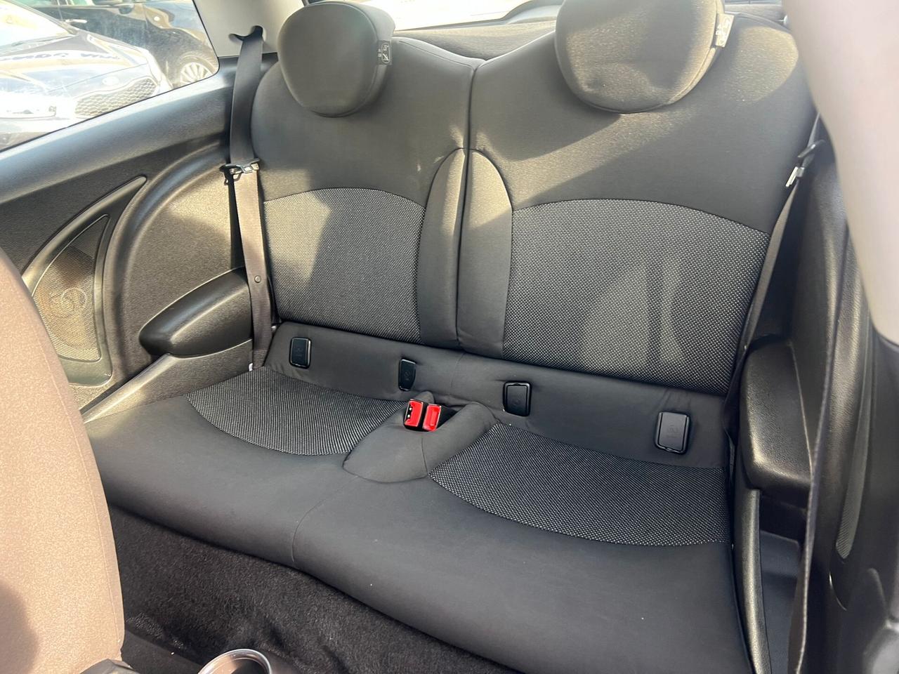 Mini 1.6 16V Cooper Chili