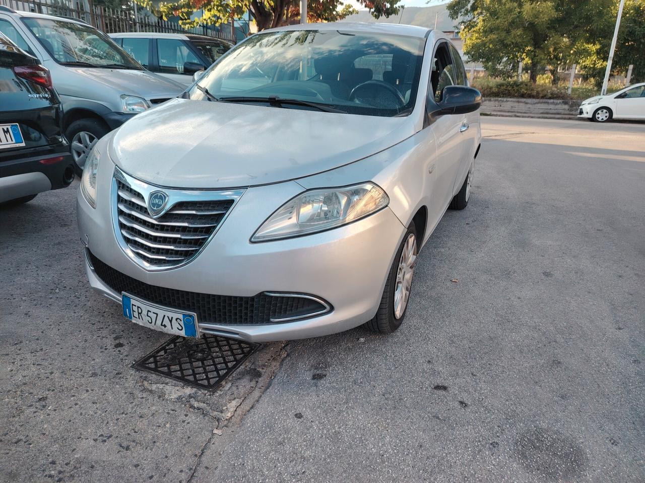 Lancia Ypsilon 1.3 MJT 16V 95 CV 5 porte S&S Gold