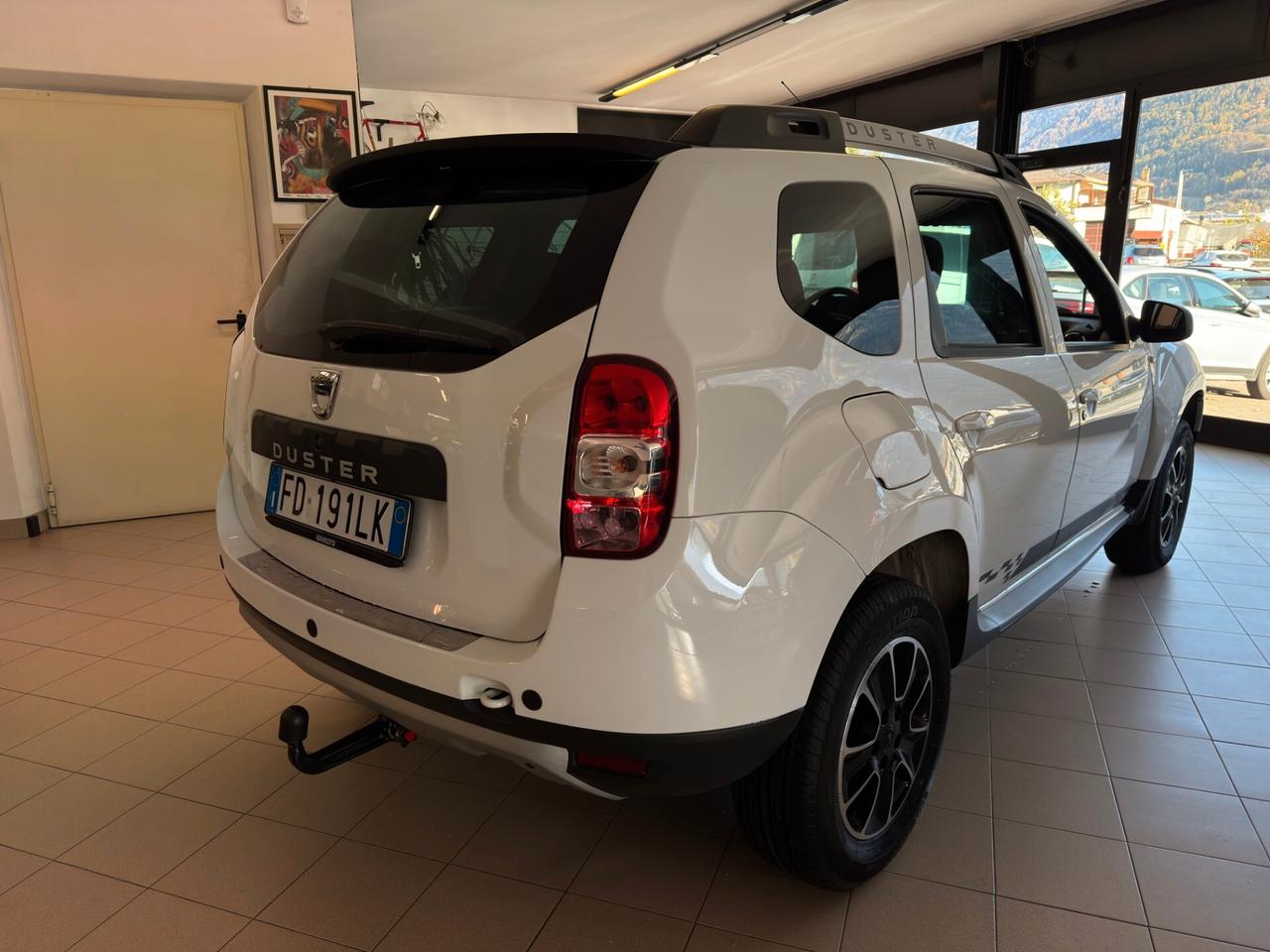 DACIA DUSTER 1.5cc 110CV 4x2 GANCIO TRAINO
