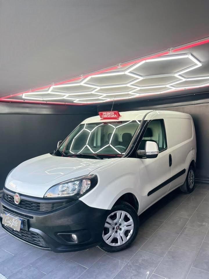 Fiat Doblo 1.3 Multijet 95 cv 2018 3 POSTI