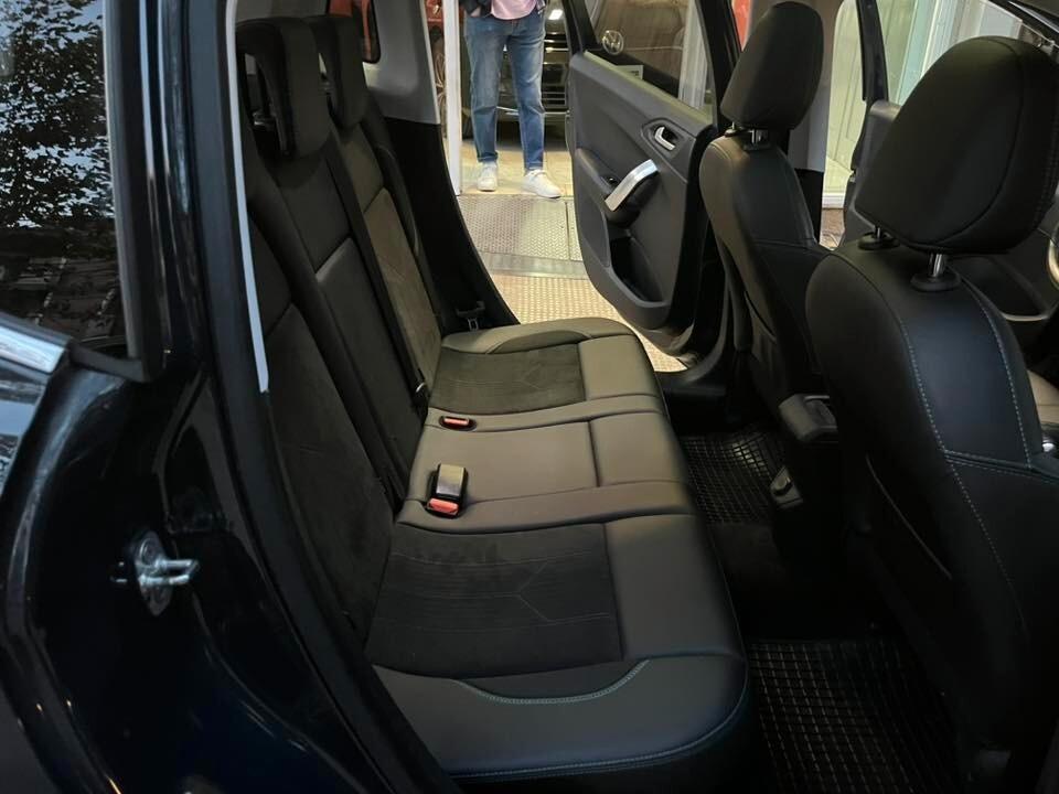 Peugeot 2008 BlueHDi 120 S&S Crossway