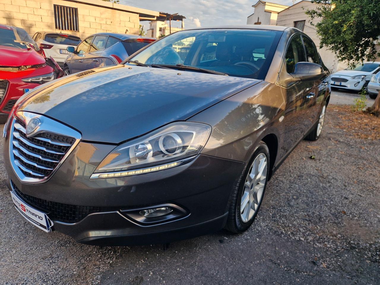 Lancia Delta 1.6 MJT DPF 105 CV Gold-2011