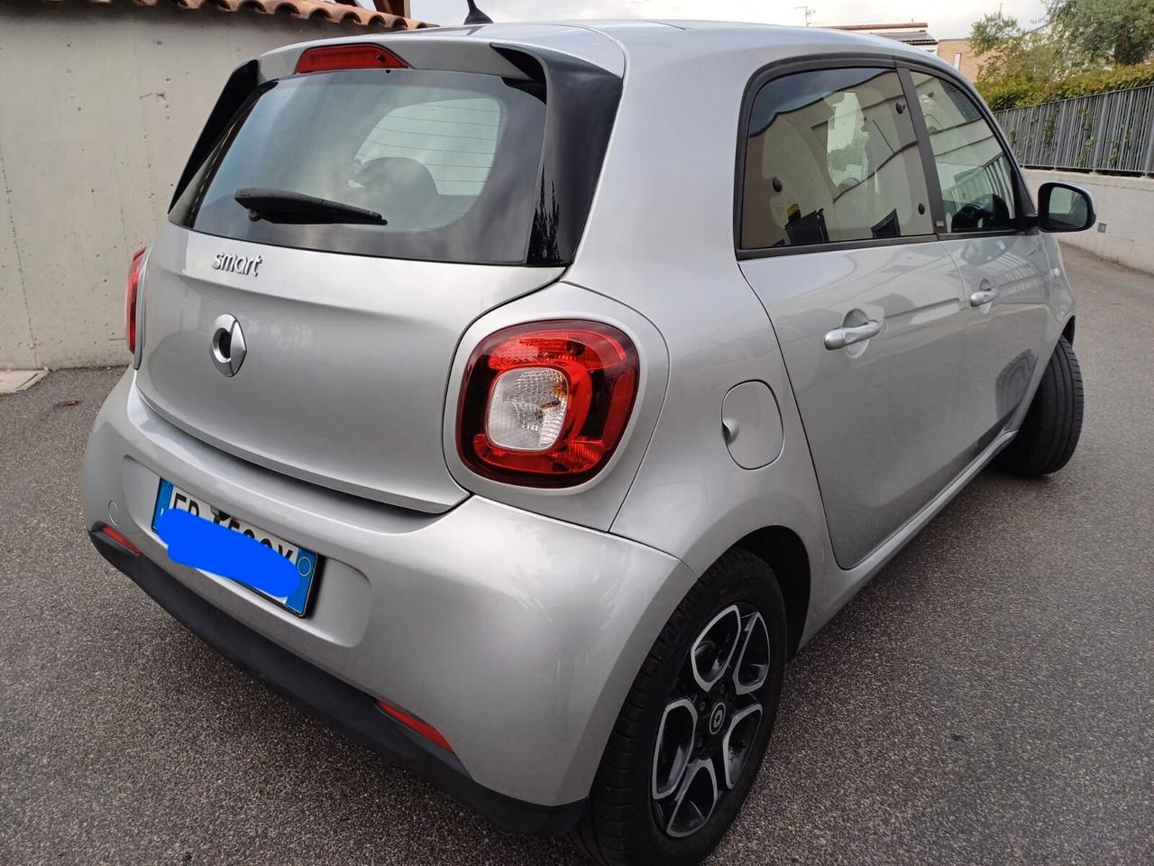 Smart ForFour 70 1.0 twinamic Passion SI NEOPATENTATI