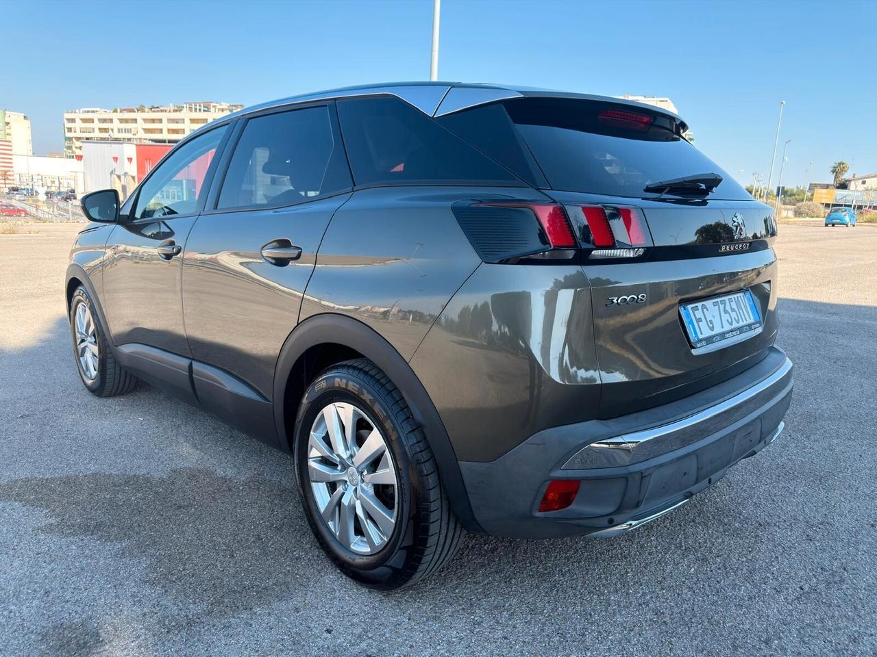 Peugeot 3008 BlueHDi 120 EAT6 S&S Business