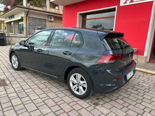 VOLKSWAGEN Golf 1.5 TGI DSG Life